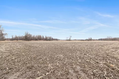 77 Nn 381st Ave NW, Dalbo, MN 55017