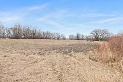 38 Nnn Variolite St NW, Dalbo, MN 55017