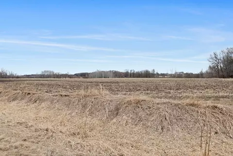 74 Nn 383rd Ave NW, Dalbo, MN 55017