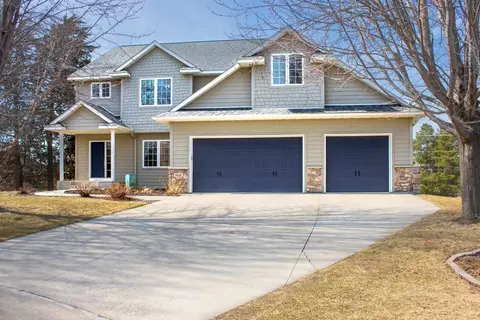 9468 Mcgee Way, Eden Prairie, MN 55347