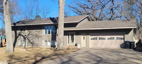 210 7th St NE, Little Falls, MN 56345