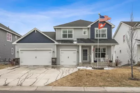 11526 Brayburn Trl, Osseo, MN 55369