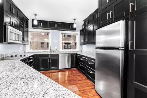 79 Western Ave N #207, Saint Paul, MN 55102