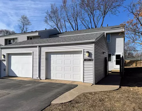 10788 Ilex St NW, Coon Rapids, MN 55448