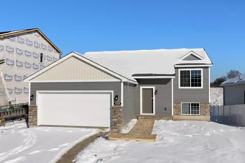 7511 147th Ln NW, Ramsey, MN 55303