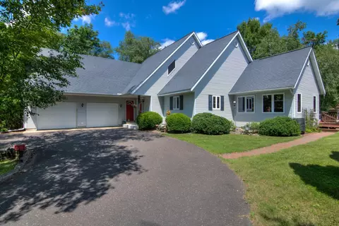 629 105th St, Amery, WI 54001