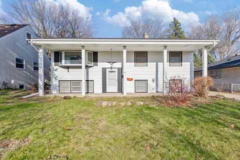 1590 Clarence St, Saint Paul, MN 55106