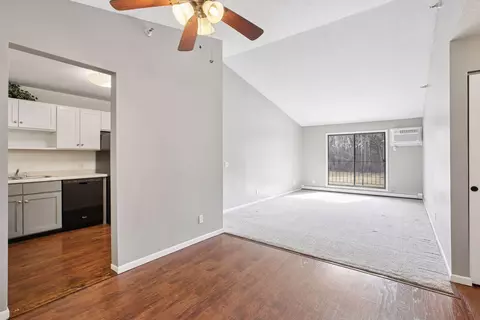 4151 Boone Ave N #201, New Hope, MN 55427
