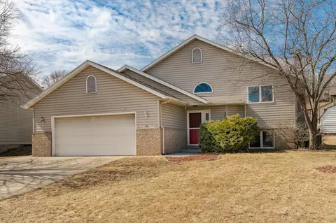 2625 Westview Ln NW, Rochester, MN 55901