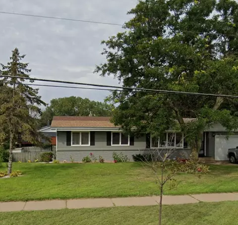 101 Mcknight Rd N, Saint Paul, MN 55119