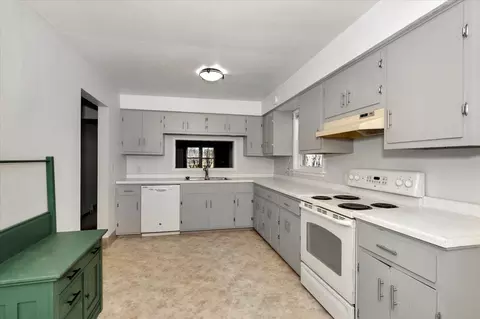 Kitchen - 1430 97th Ave W, Duluth, MN 55808 photo 1 of 1