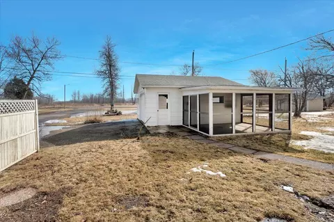 Exterior - 1430 97th Ave W, Duluth, MN 55808 photo 3 of 4