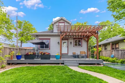 1597 James Ave, Saint Paul, MN 55105