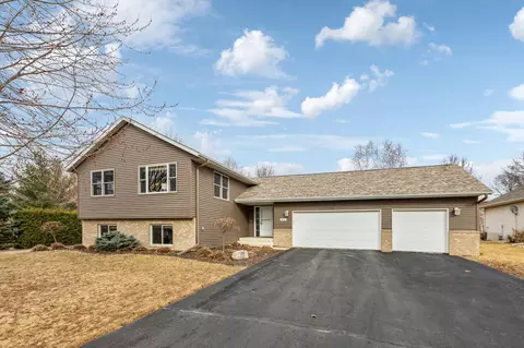 803 Reo Rd, Watertown, MN 55388