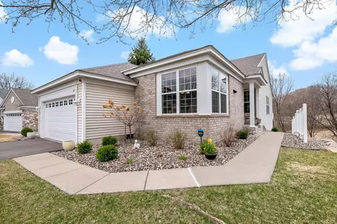 347 Campfire Curv, Chaska, MN 55318
