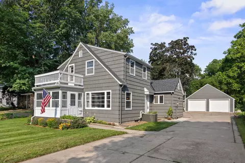 632 Bluff St NE, Hutchinson, MN 55350