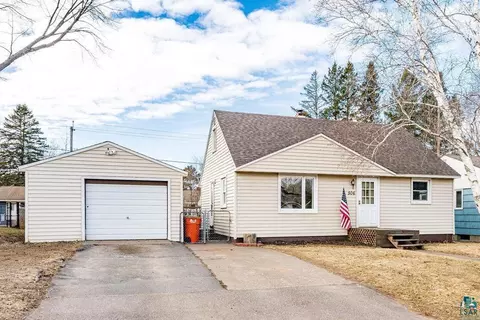 506 W Webbeking Dr, Carlton, MN 55718