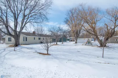 Exterior - 450 4th Ave, Arthur, ND 58006 photo 5 of 13
