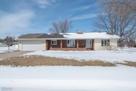 Exterior - 450 4th Ave, Arthur, ND 58006 photo 3 of 13