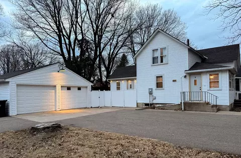 164 Monks Ave, Mankato, MN 56001