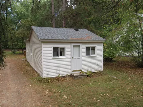3924 Ramsey St, Pequot Lakes, MN 56472