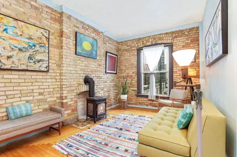 601 S 9th St #4, Minneapolis, MN 55404