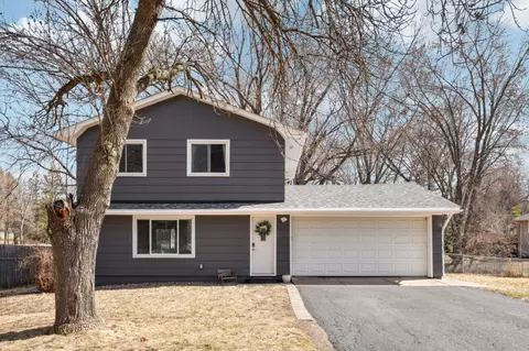 6532 Annapolis Ln N, Maple Grove, MN 55311