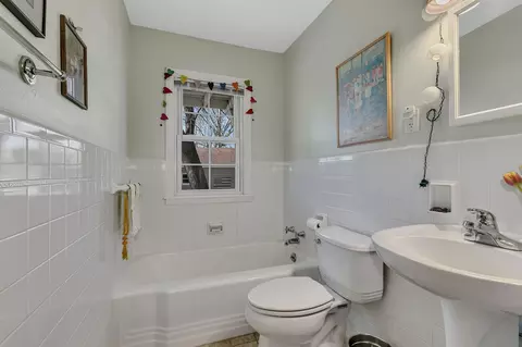 Bath - 1217 9th Ave N, Saint Cloud, MN 56303 photo 1 of 2