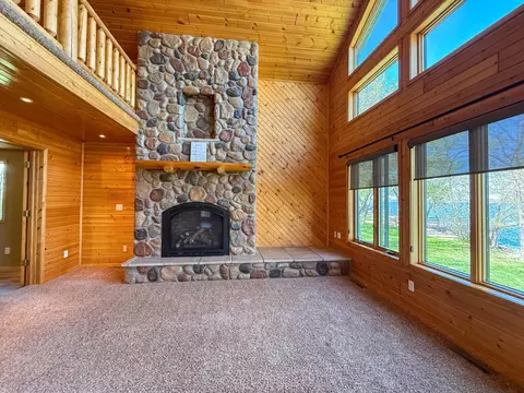 Living - 5862 Halls Dr, Beardsley, MN 56211 photo 5 of 13