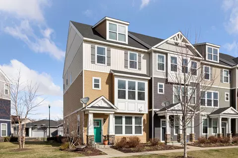 537 Satori Way, Chaska, MN 55318