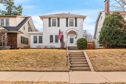 1366 Osceola Ave, Saint Paul, MN 55105