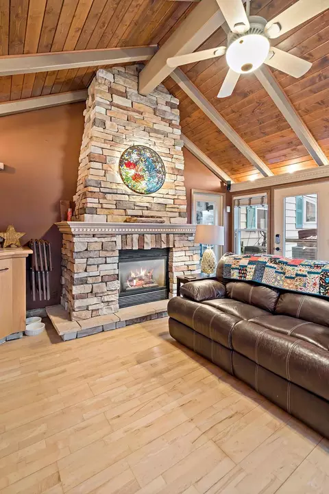 11709 Crooked Lake Blvd NW, Coon Rapids, MN 55433