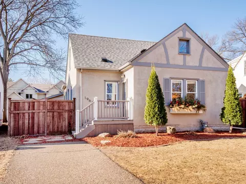 1968 Norfolk Ave, Saint Paul, MN 55116