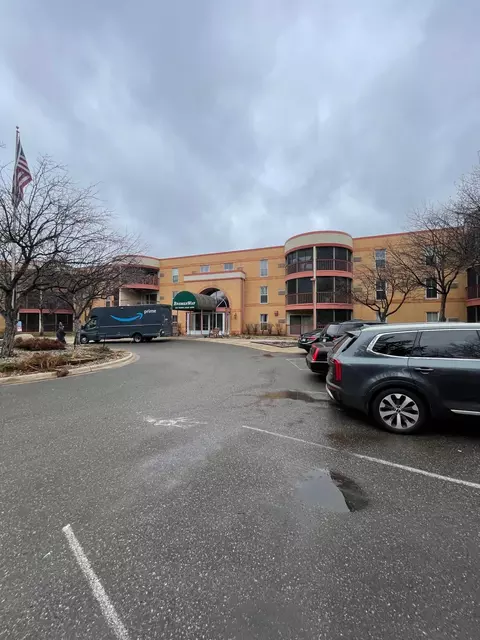 3232 Fremont Ave N #321, Minneapolis, MN 55412