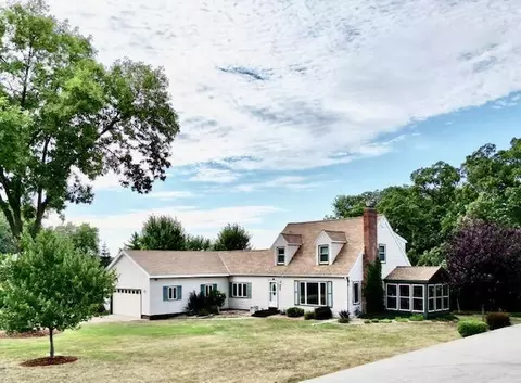 225 E Oak St, Redwood Falls, MN 56283