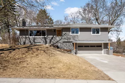 5116 Valley View Rd, Edina, MN 55436