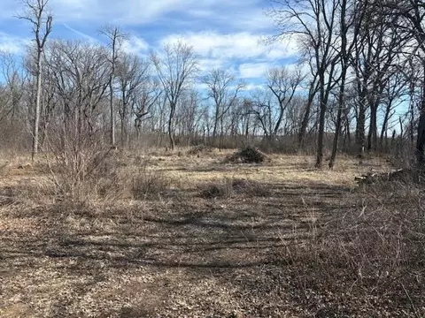 Nnn Raven Avenue, Hutchinson, MN 55350