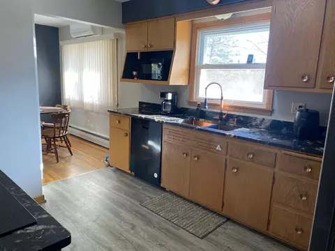 Kitchen - 713 Maple Dr, Aurora, MN 55705 photo 2 of 3