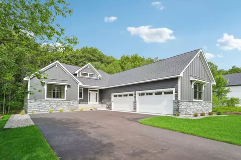 27918 Xerus St NW, Zimmerman, MN 55398