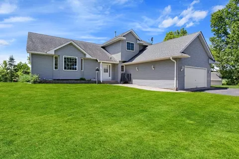30010 108th St NW, Princeton, MN 55371