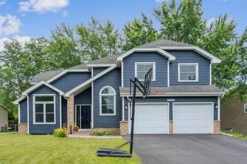 13203 Zion St NW, Coon Rapids, MN 55448