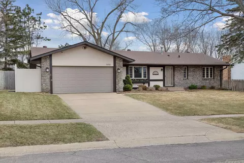 14180 Garrett Ave, Apple Valley, MN 55124