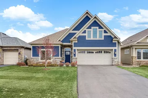 987 Irving Ct N, Lake Elmo, MN 55042