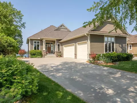 3236 122nd Ave NE, Blaine, MN 55449
