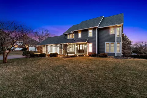 1373 Knollwood Ln, Mendota Heights, MN 55118