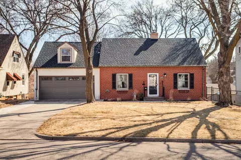 4015 42nd Ave N, Robbinsdale, MN 55422