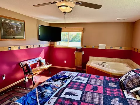 Bedroom - 16335 County Road 2, Brainerd, MN 56401 photo 1 of 4