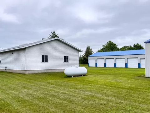 Exterior - 16335 County Road 2, Brainerd, MN 56401 photo 7 of 12