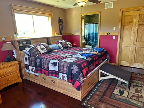 Bedroom - 16335 County Road 2, Brainerd, MN 56401 photo 3 of 4