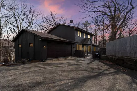 5433 Vernon Ave S, Edina, MN 55436